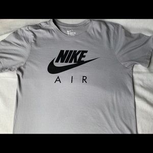 Nike T-shirt